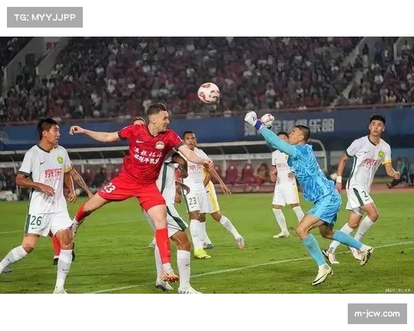 北京国安3-0河南夺足协杯，法比奥点射梅开二度时隔七年再捧杯