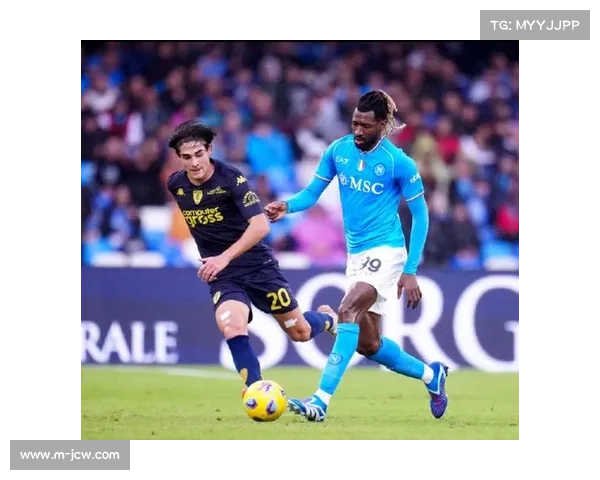 萨索洛主帅格罗索赛前谈战术调整，应对那不勒斯高压